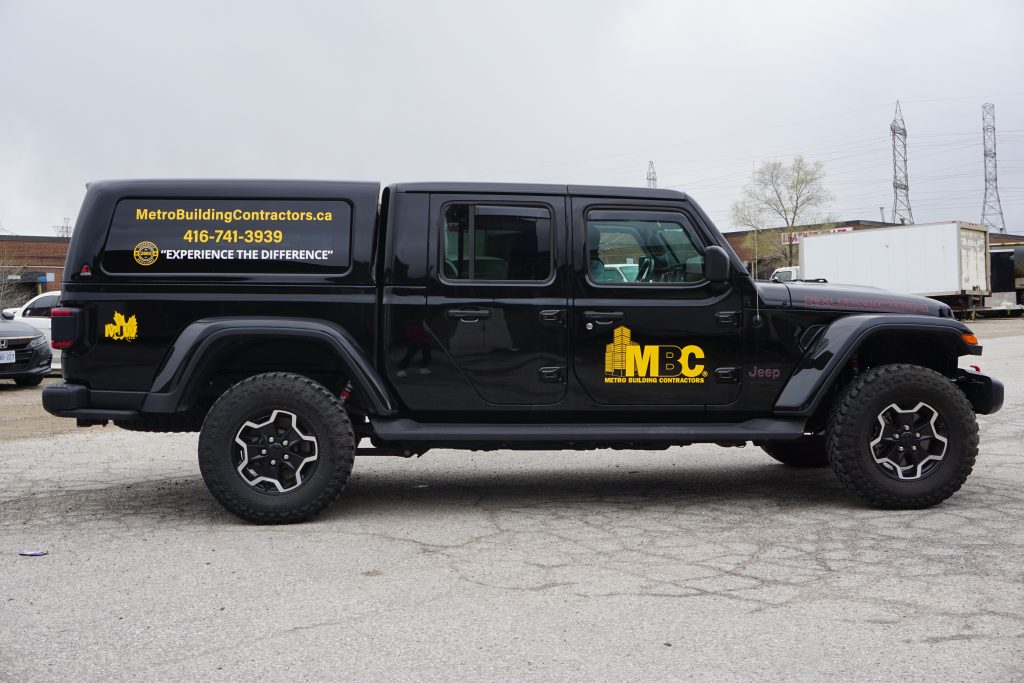 Metro Jet Wash Isuzu Truck – Full Vehicle Wrap - Vinyl Wrap Toronto